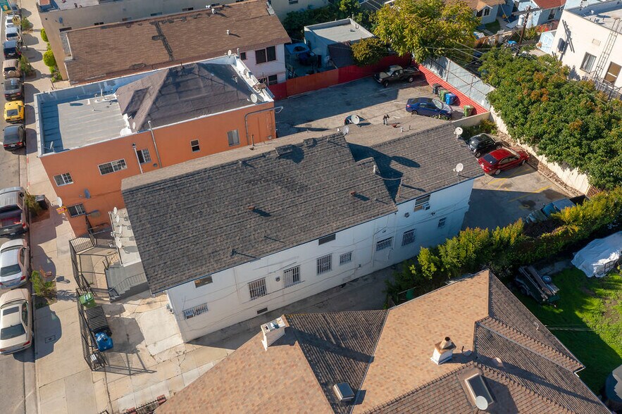 More Photos Of 205-207 W Vernon Ave, Los Angeles Apartments For Sale