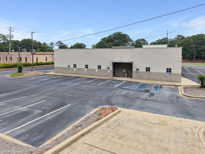More Photos Of 1090 9th Ave SW, Bessemer Medical For Sale