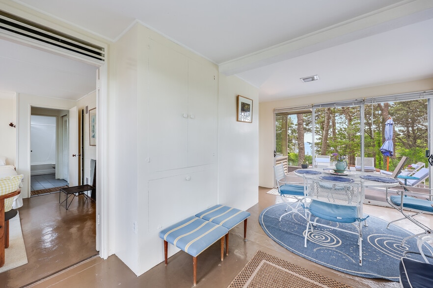 More Photos Of 25 Way 055., Wellfleet Apartments For Sale
