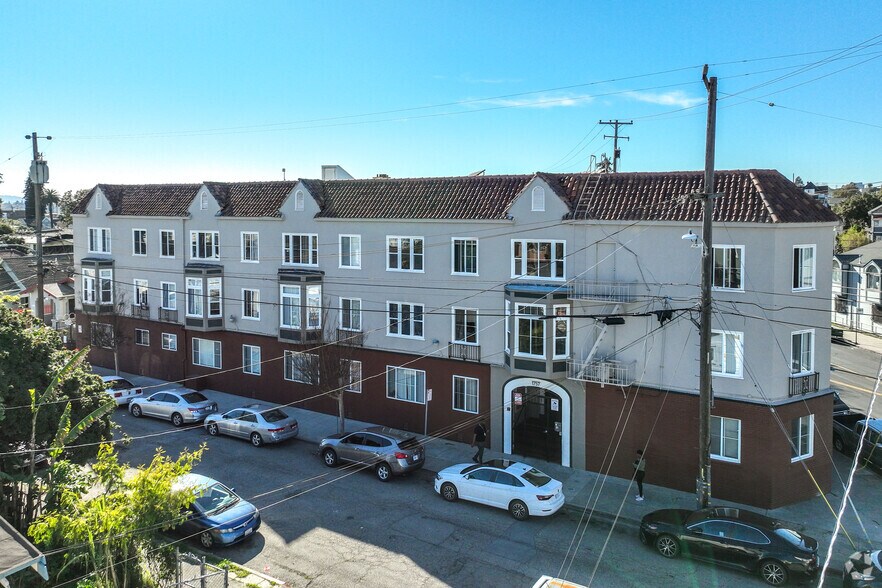 More Photos Of , Oakland Multifamily For Sale