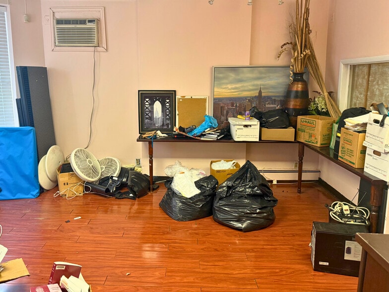 More Photos Of 901 Sheridan Ave, Bronx Storefront Retail Office For Lease