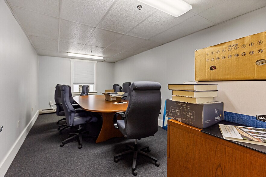 More Photos Of 323 State St, Augusta Office Residential For Sale