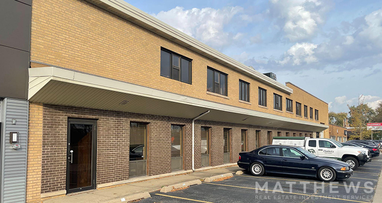 Primary Photo Of 8228 McCormick Blvd, Skokie Manufacturing For Sale