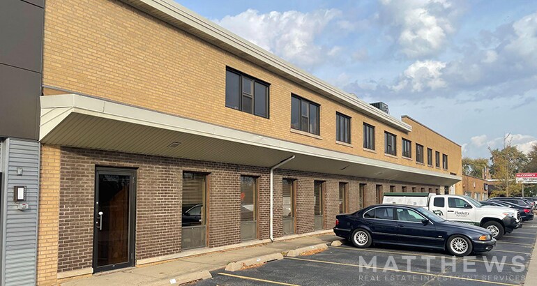 Primary Photo Of 8228 McCormick Blvd, Skokie Industrial For Sale