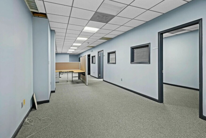 More Photos Of 21801 N Shangri La Dr, Lexington Park General Retail For Lease