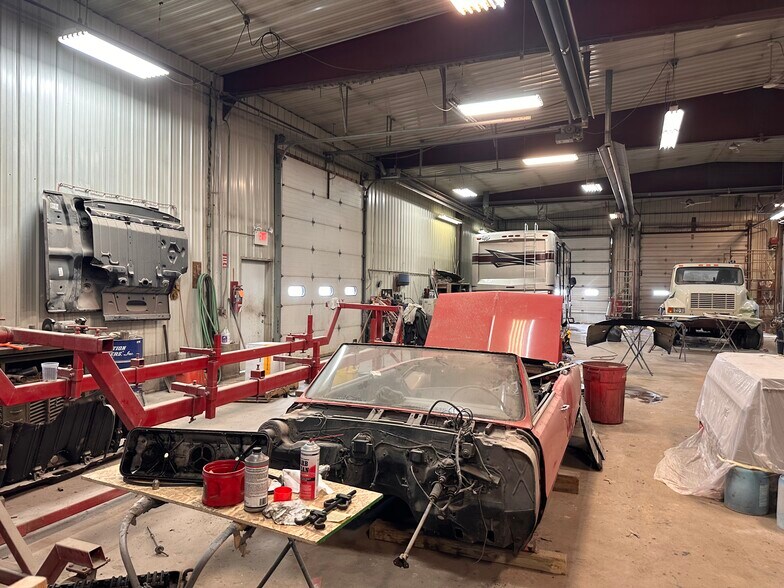 More Photos Of 3945 S Blue Star Dr, Traverse City Service For Sale