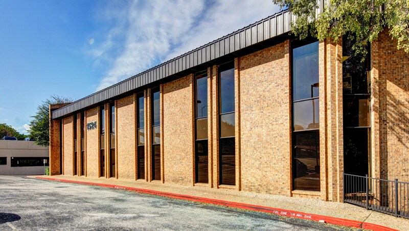 More Photos Of 1524 S Interstate 35 S, Austin Office For Lease