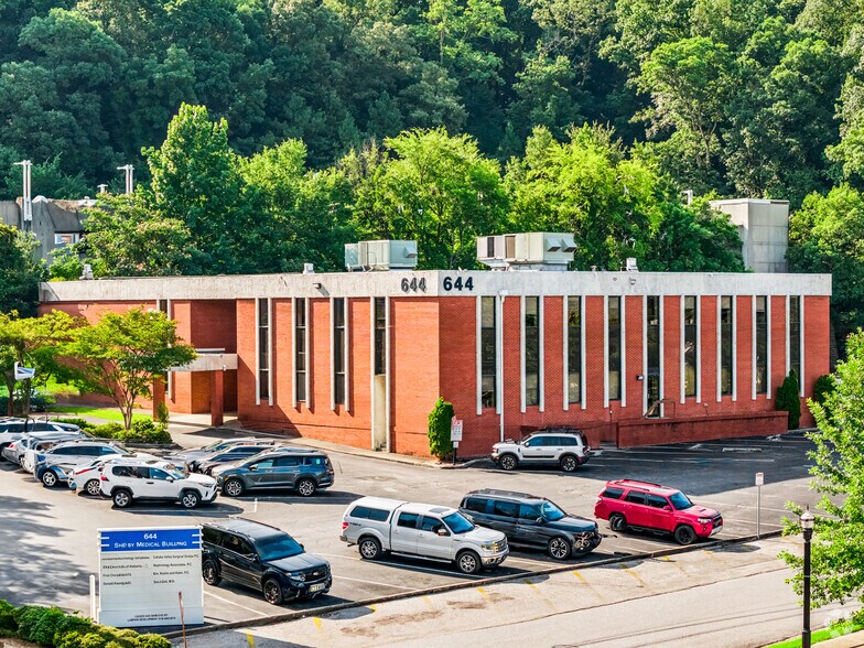 More Photos Of 644 2nd St, Alabaster Medical For Lease