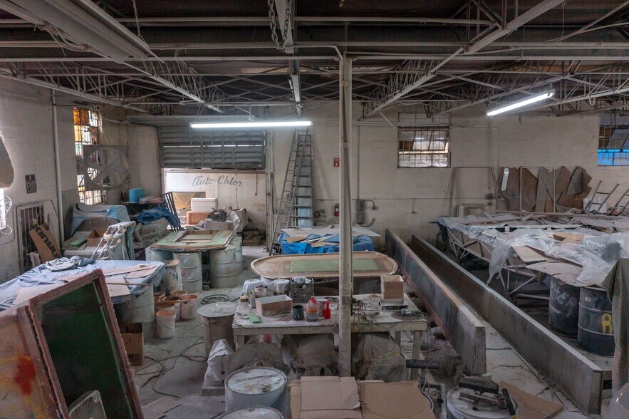 More Photos Of 1040 E 26th St, Hialeah Warehouse For Sale