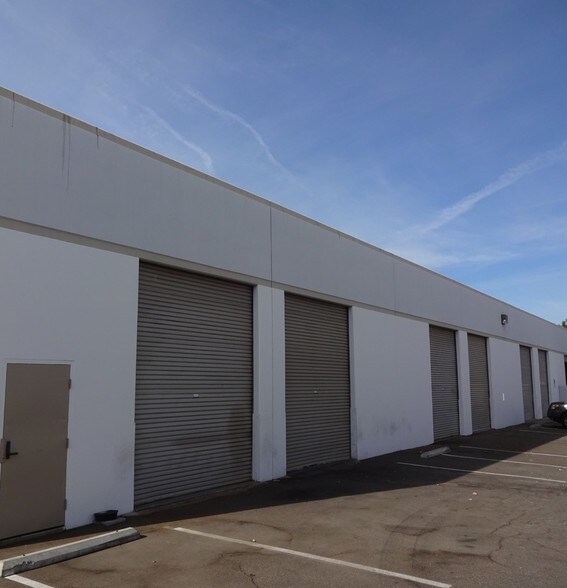 More Photos Of 25030-25040 Avenue Tibbitts, Valencia Warehouse For Lease