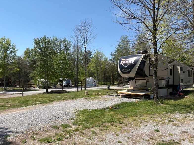 More Photos Of 210 Deepwell Woods Rd, Crab Orchard Multifamily For Sale