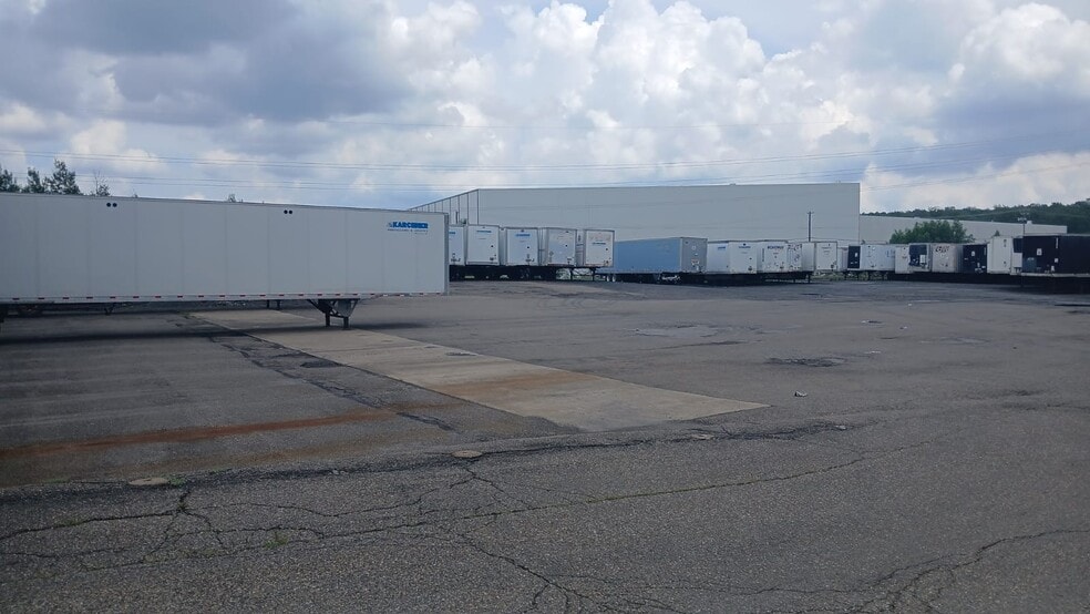 More Photos Of 502 Forest Rd, Hazleton Manufacturing For Lease