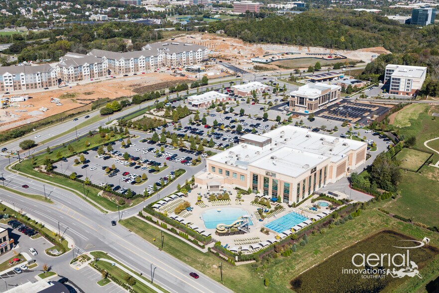 More Photos Of 5030 Carothers Pky, Franklin Office For Lease