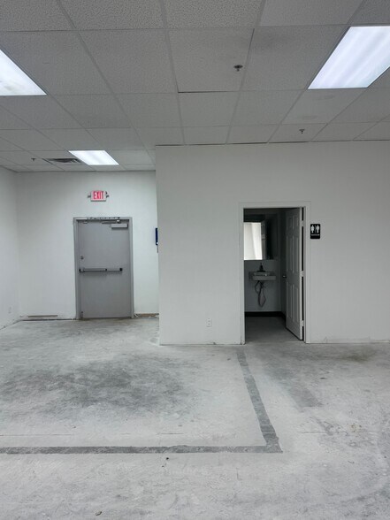 More Photos Of 1360 E Nevada Highway 372, Pahrump Freestanding For Lease