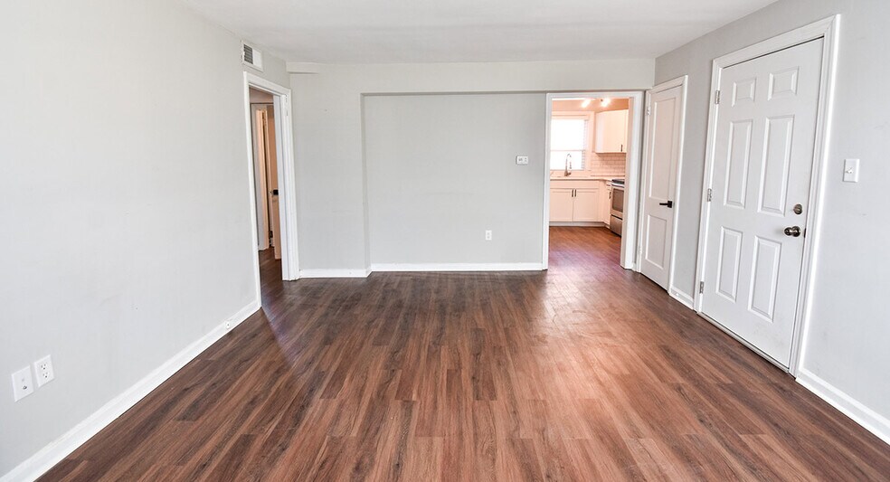 More Photos Of 3901-3903 Cutshaw Ave, Richmond Apartments For Sale