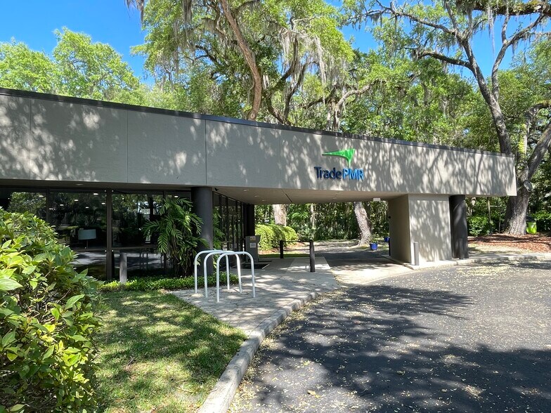 More Photos Of 2511 NW 41st St, Gainesville Office For Sale