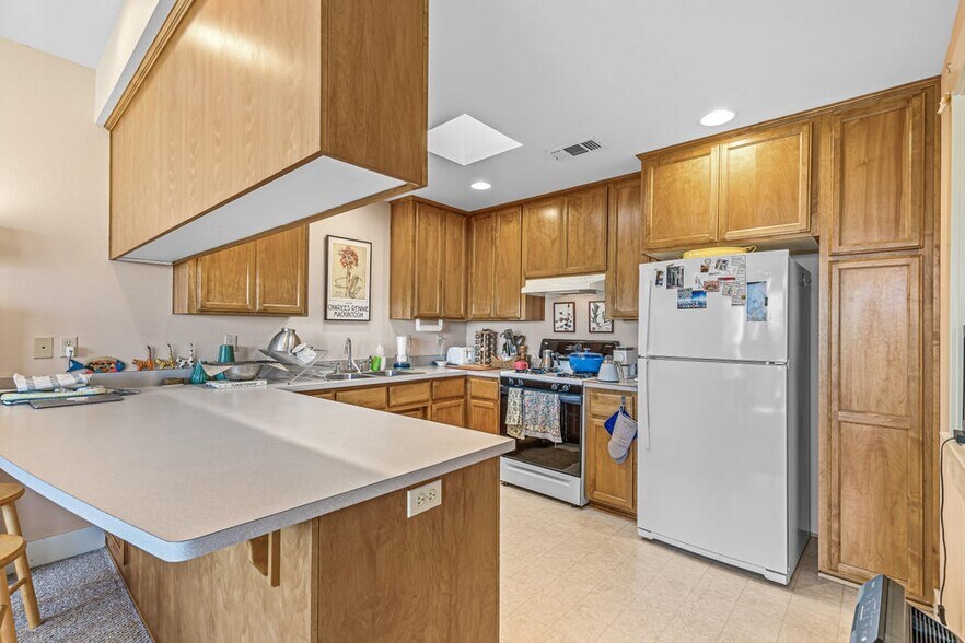 More Photos Of 545 A St, Ashland Apartments For Sale