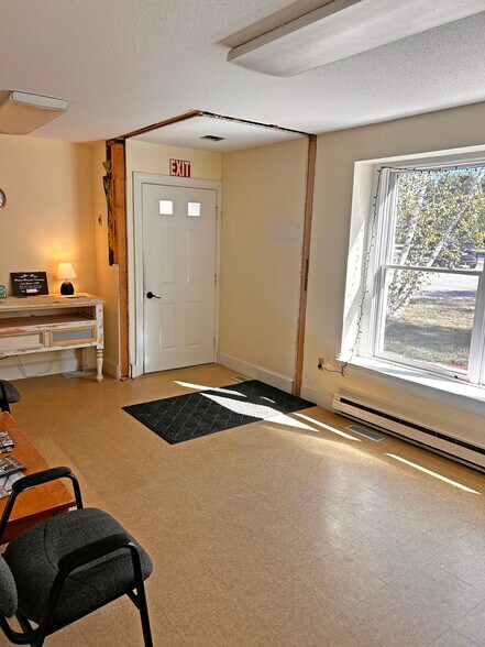 More Photos Of 2 Medical Center Dr, Biddeford Medical For Sale