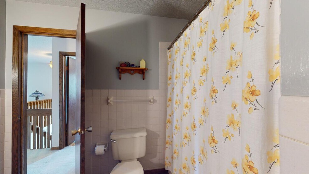 More Photos Of 17069 400th St, Leland Contractor Storage Yard For Sale