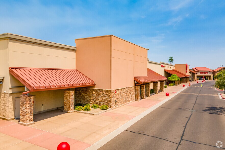 More Photos Of W Lower Buckeye Rd @ NEC 99th Ave & Lower Buckeye Rd, Tolleson Unknown For Lease