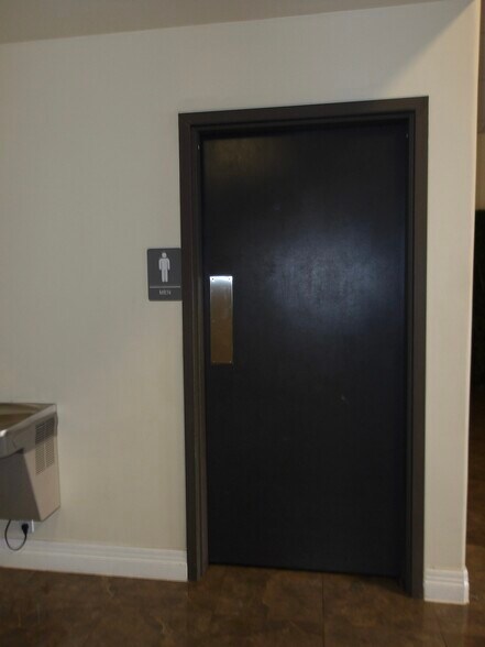 More Photos Of 1 Industrial Pkwy, Rio Hondo Freestanding For Sale