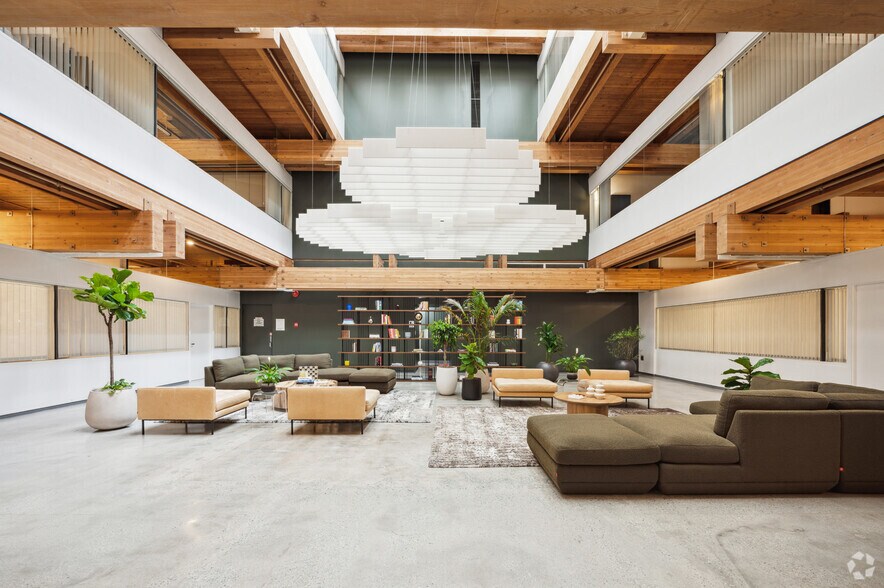 Primary Photo Of 4444 W Lakeside Dr, Burbank Loft Creative Space For Lease