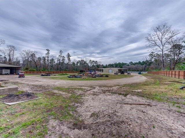 More Photos Of 4304 College Dr, Lufkin Office For Sale