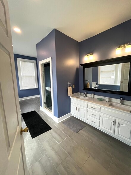 More Photos Of 1233 Peabody Ave, Memphis Office For Sale