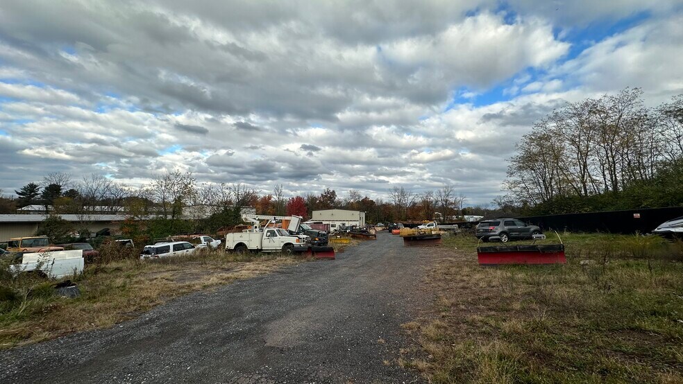More Photos Of 1191 Zara Dr, Pottstown Warehouse For Sale