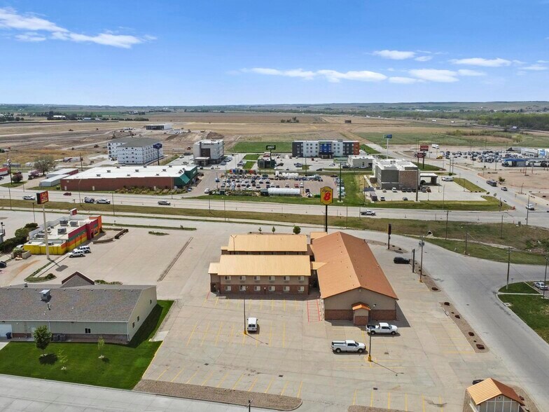 More Photos Of 500 E A St, Ogallala Hotel For Sale
