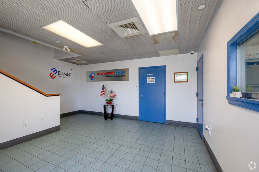 More Photos Of 8221 Preston Ct, Jessup Warehouse For Lease