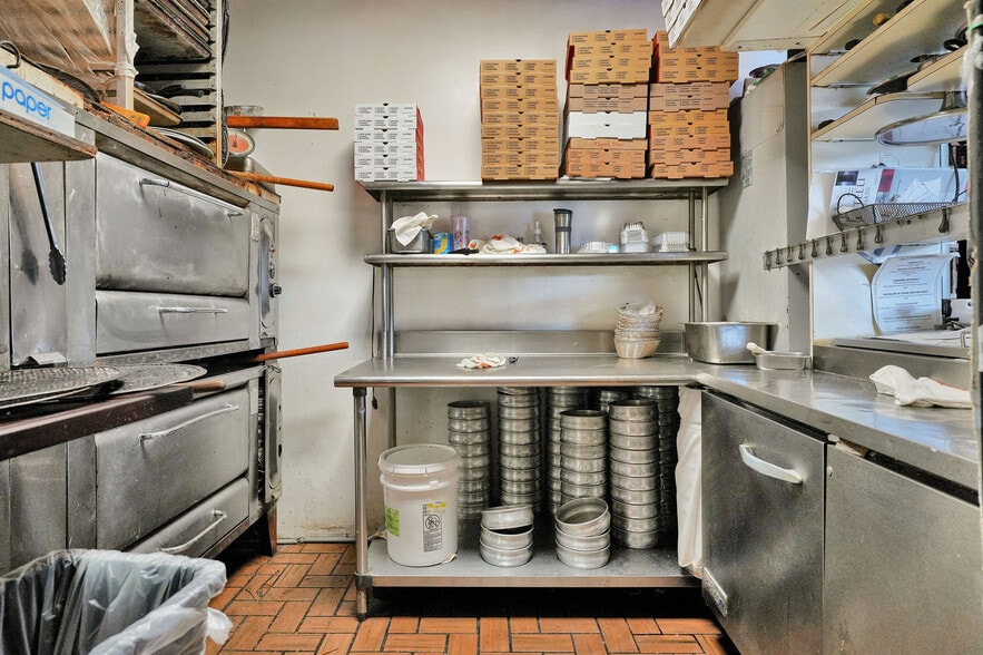 More Photos Of 3800 SW 8th St, Coral Gables Restaurant For Sale