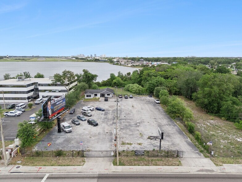 More Photos Of 690 N Semoran Blvd, Orlando Land For Lease