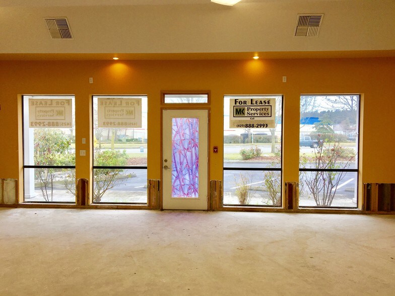 More Photos Of 230 Cabot Dr, Oak Harbor Office For Lease