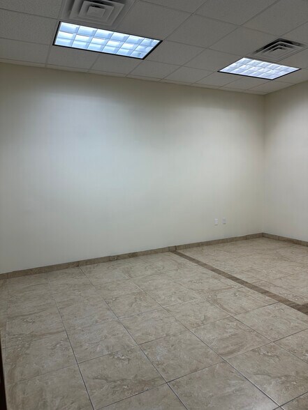 More Photos Of 1317 E Jasmine Ave, McAllen Light Distribution For Lease