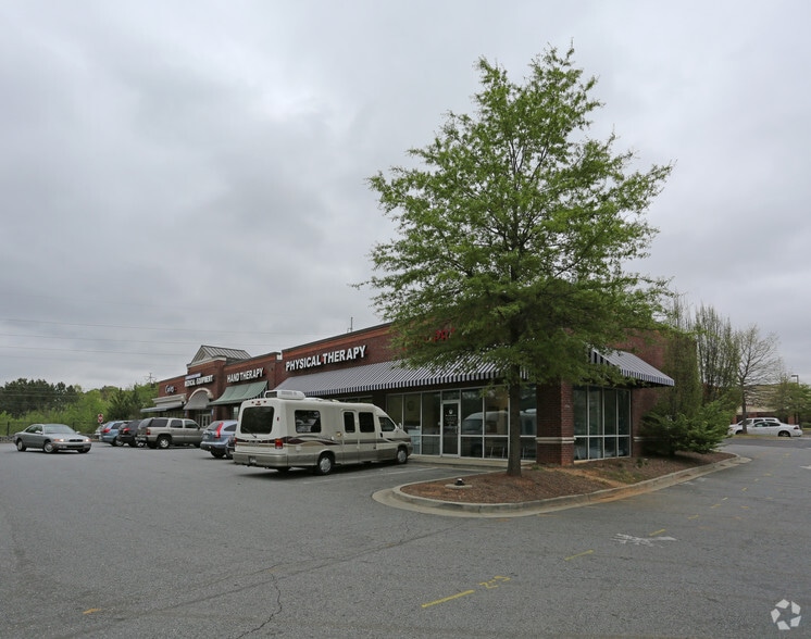 More Photos Of 575 Dekalb Industrial Way, Decatur Freestanding For Lease