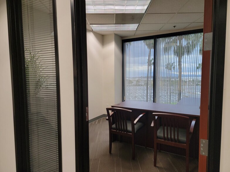 More Photos Of 3281 E Guasti Rd, Ontario Unknown For Lease