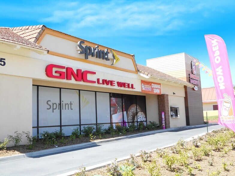 More Photos Of 201-391 S Mountain Ave, Upland Unknown For Lease