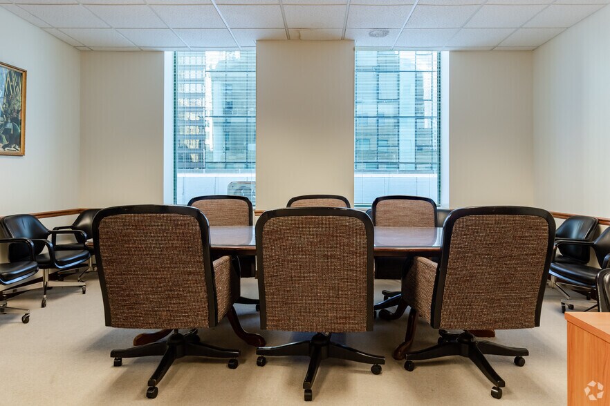 Photo of 17th Floor Ste 1700