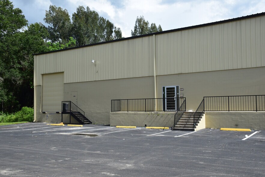 More Photos Of 6333-6339 All American Blvd, Orlando Warehouse For Lease