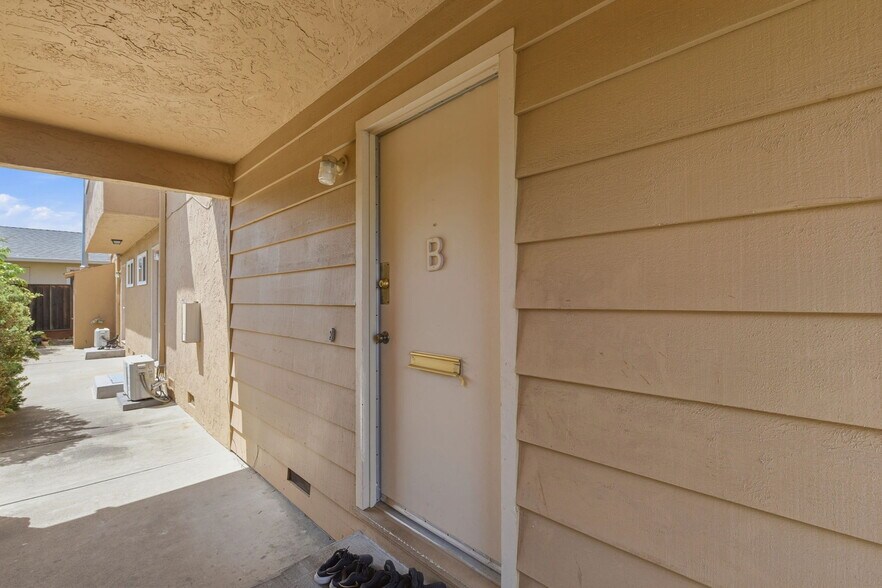 More Photos Of 1195 Weyburn Ln, San Jose Apartments For Sale