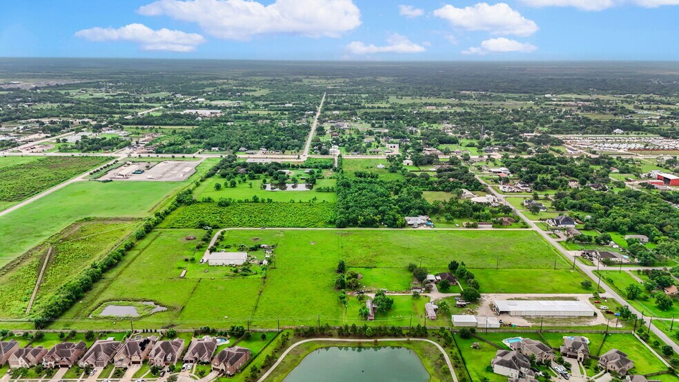 More Photos Of 3525 County Road 107F, Pearland Land For Sale