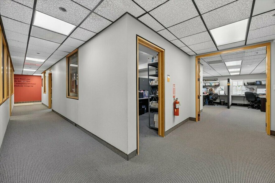 More Photos Of 2600 Shaw Ave, Fresno Office For Sale