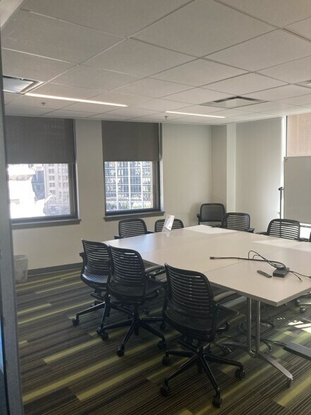 More Photos Of 16-24 N Meridian St, Indianapolis Office For Lease