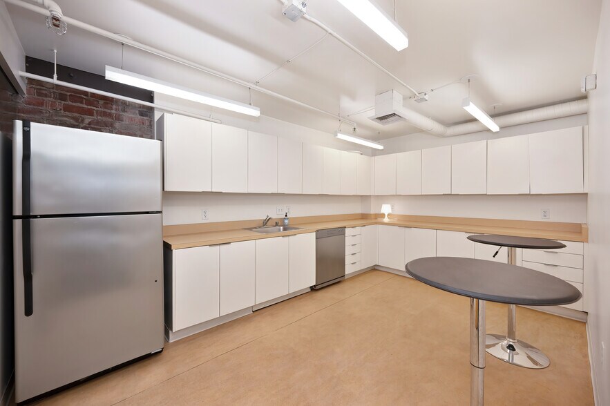 More Photos Of 1020 12th St, Sacramento Apartments For Lease