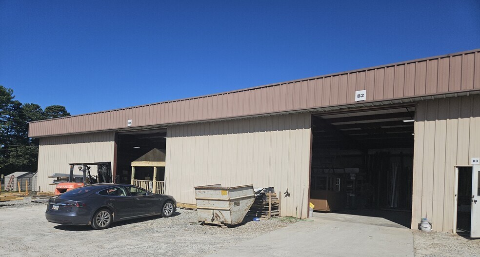 More Photos Of 9184 Turner Rd, Jonesboro Warehouse For Sale