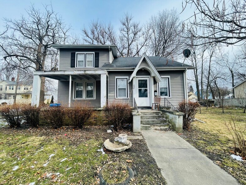 More Photos Of 1355 S 7th Ave, Kankakee Apartments For Sale