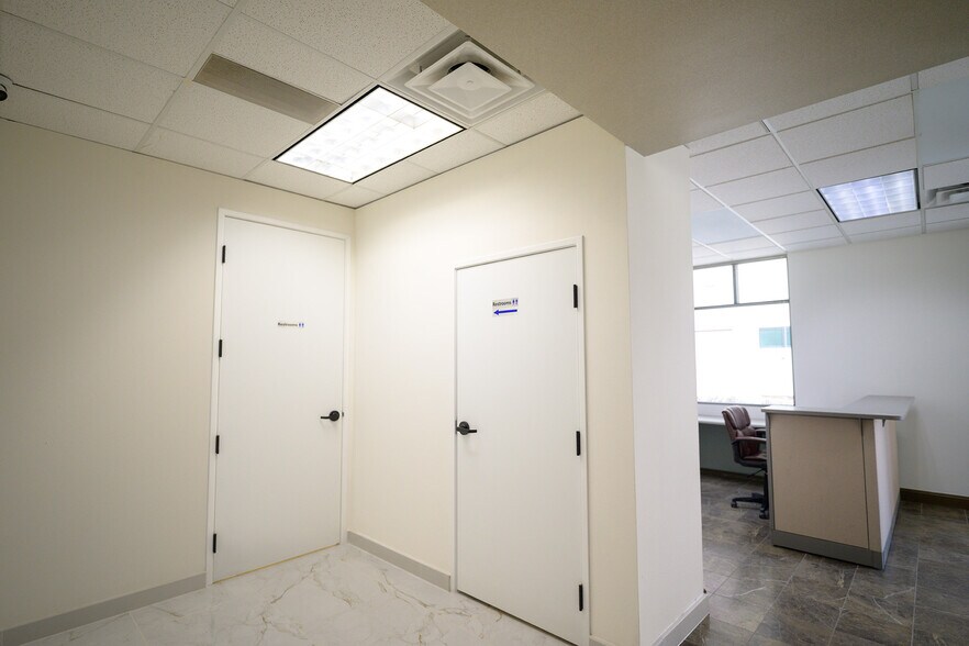 More Photos Of 9226 Teddy Ln, Lone Tree Office For Lease