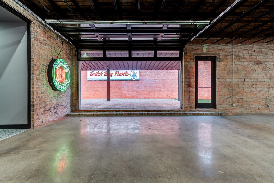 More Photos Of 1213 Crickets Ave, Lubbock Storefront For Lease