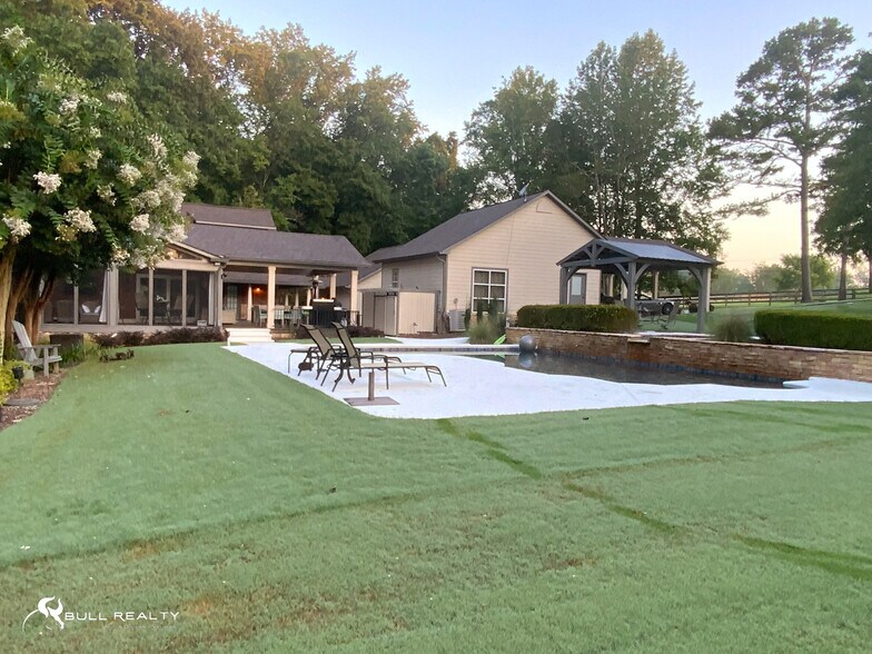 More Photos Of 611 Elliott Rd, Dawsonville Specialty For Sale